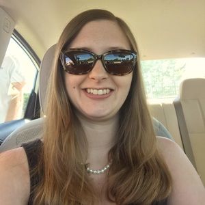 Meet your Posher, Tiffany